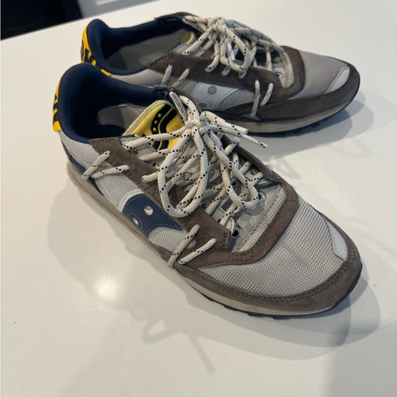 Saucony Jazz DST shoe. Size 8.5. Abstract collection. Grey/Navy. - Picture 2 of 5